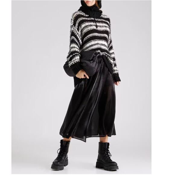 New TOPSHOP NORDSTROM Women's Black Crew Neck Knitted Sweater Size L - Picture 3 of 7